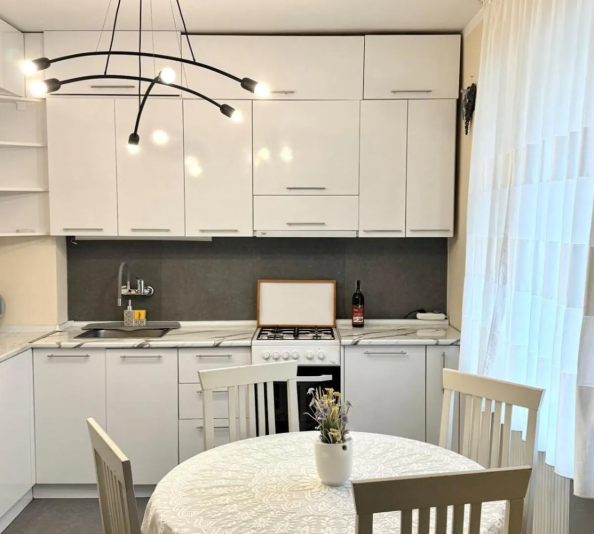 Cozy & Cute Apartment Near Vake Park Tbilisi